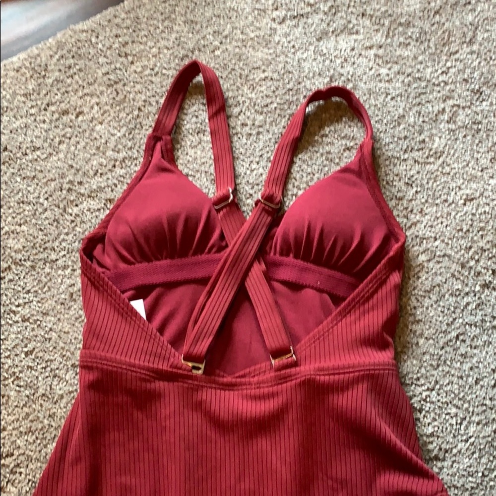 bathing suit - Picture 2 of 3